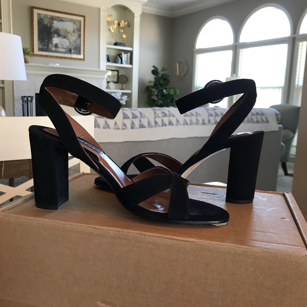 MARGAUX  Uptown Sandal NEW IN BOX   SUEDE  8 N, FITS like 8 Medium